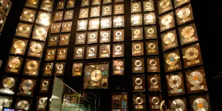 Come si Vincono I Dischi d'oro, di Platino e di Diamante?