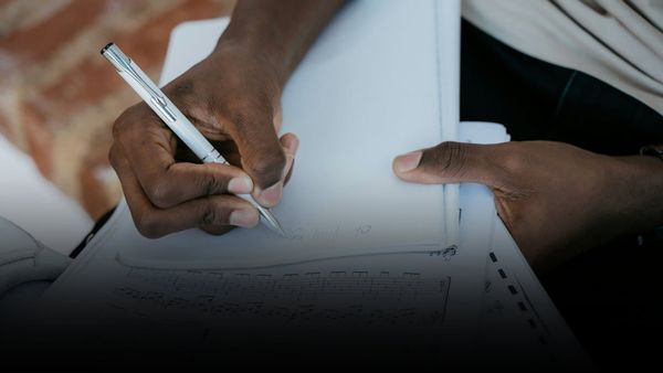 Perché la maggior parte degli artisti spreca i propri brani migliori